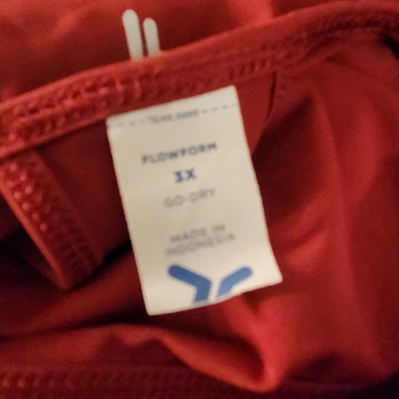 Lot of 4 Old Navy Active Tanks size 3x (24/26) - Picture 4 of 14